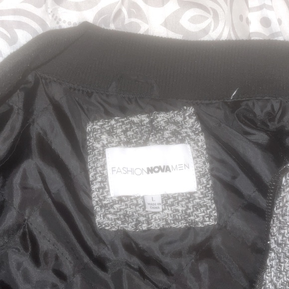 🦓🦓🖤FASHION NOVA JACKET🖤🦓🦓 - Picture 3 of 7